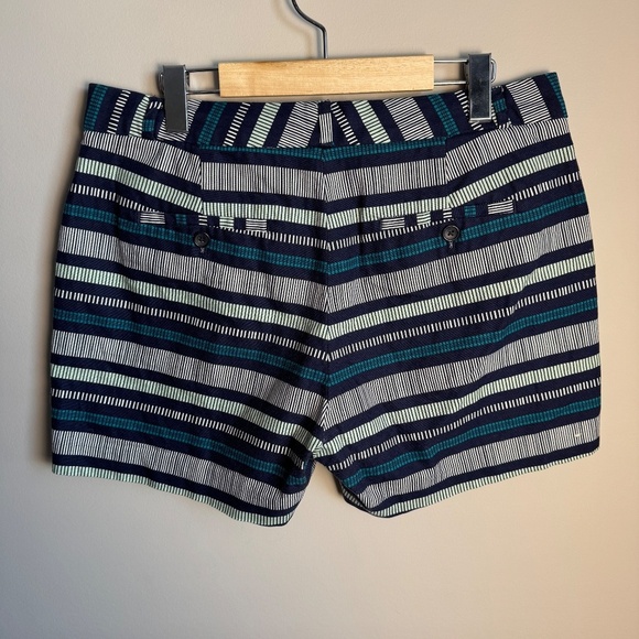 Banana Republic Factory Women's 8 Chino Style Striped Casual Walking Shorts - Picture 4 of 11